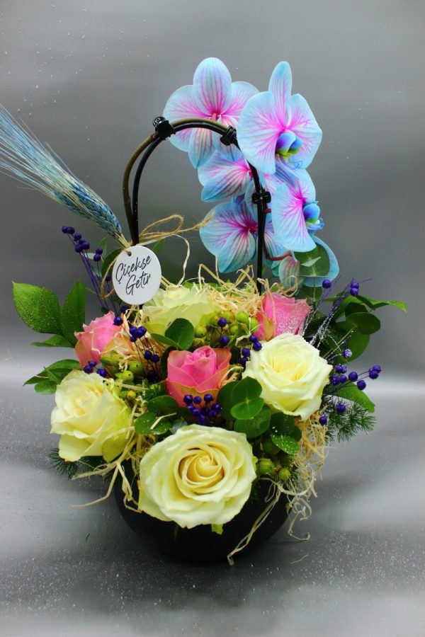 blue orchid&white rose&pink rose arrangement