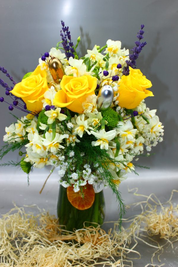 yellow rose and fragrant narcissus - Image 2