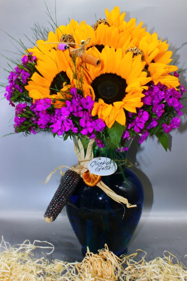 sunflower and husnu yusuf arrangement